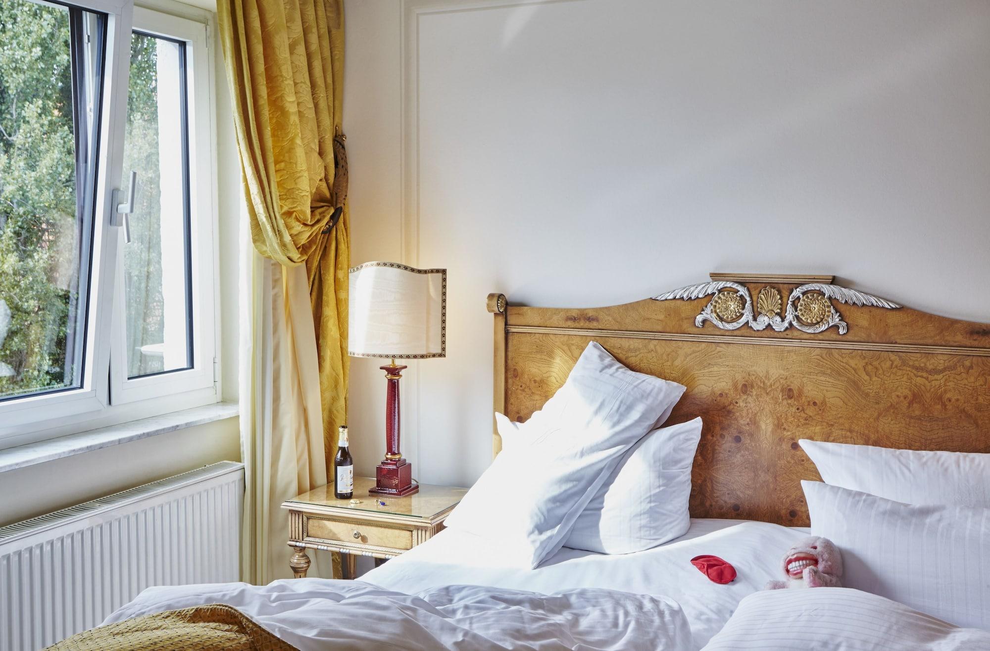 Bernstein Kastania Hotel 4*