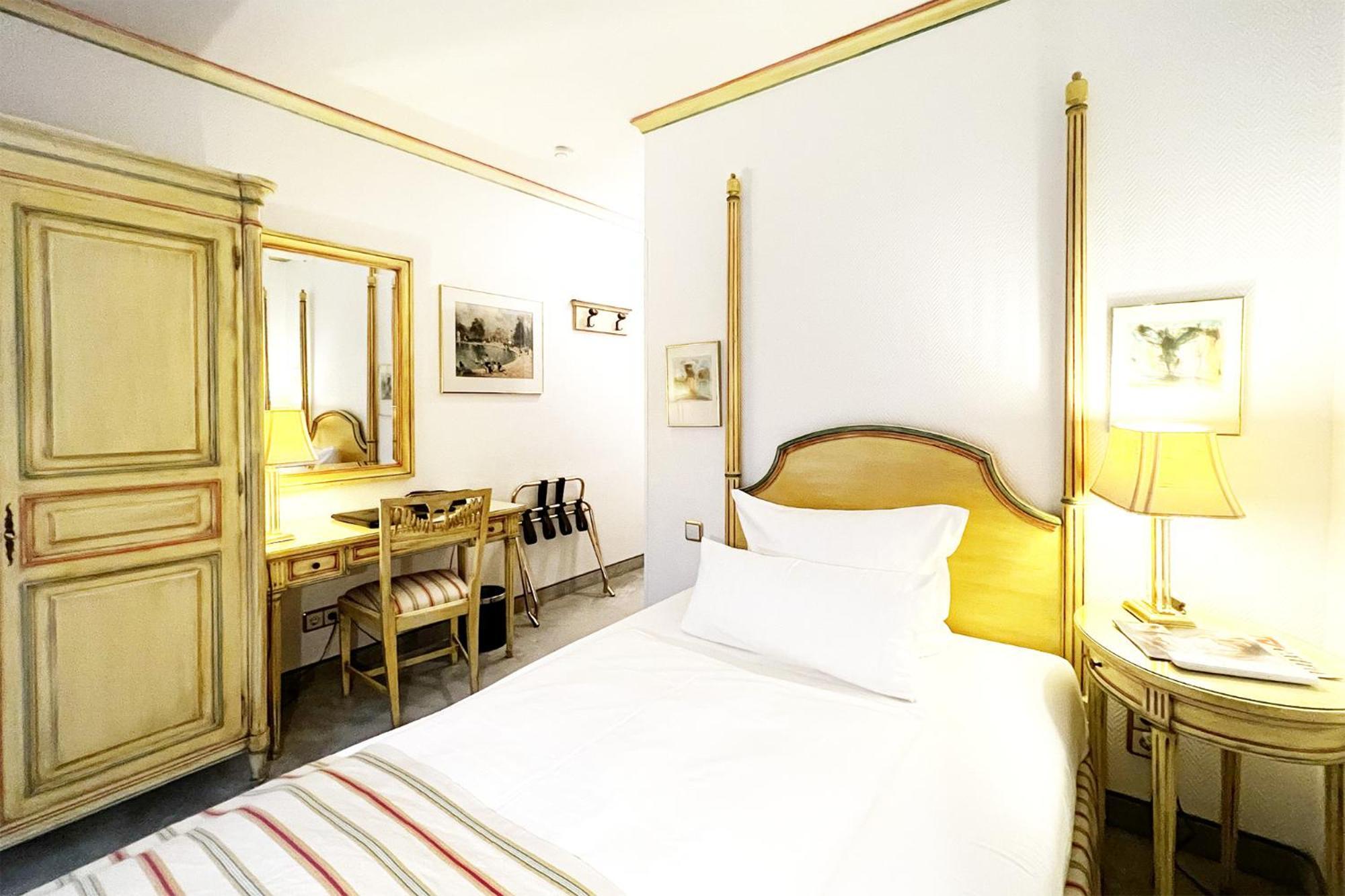 Bernstein Kastania Hotel Berlim